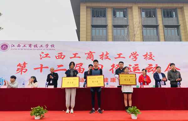 技工5.jpg 技工5.jpg