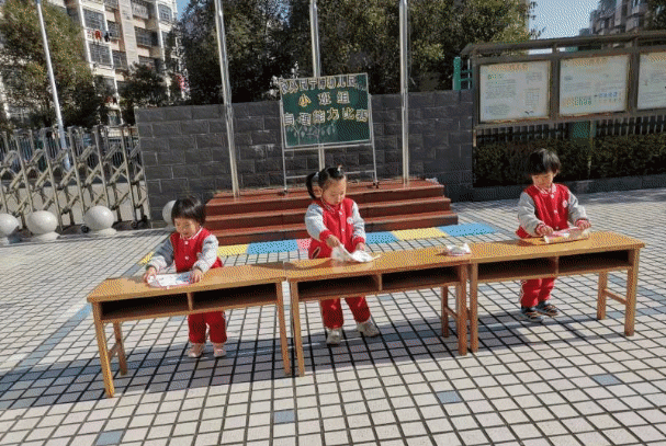 微信圖片_20220528102640.gif 微信圖片_20220528102640.gif